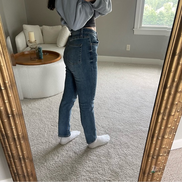 Forever 21 button up skinny jeans - Picture 3 of 8